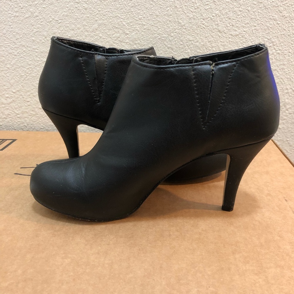 Madden Girl Ginger Bootie